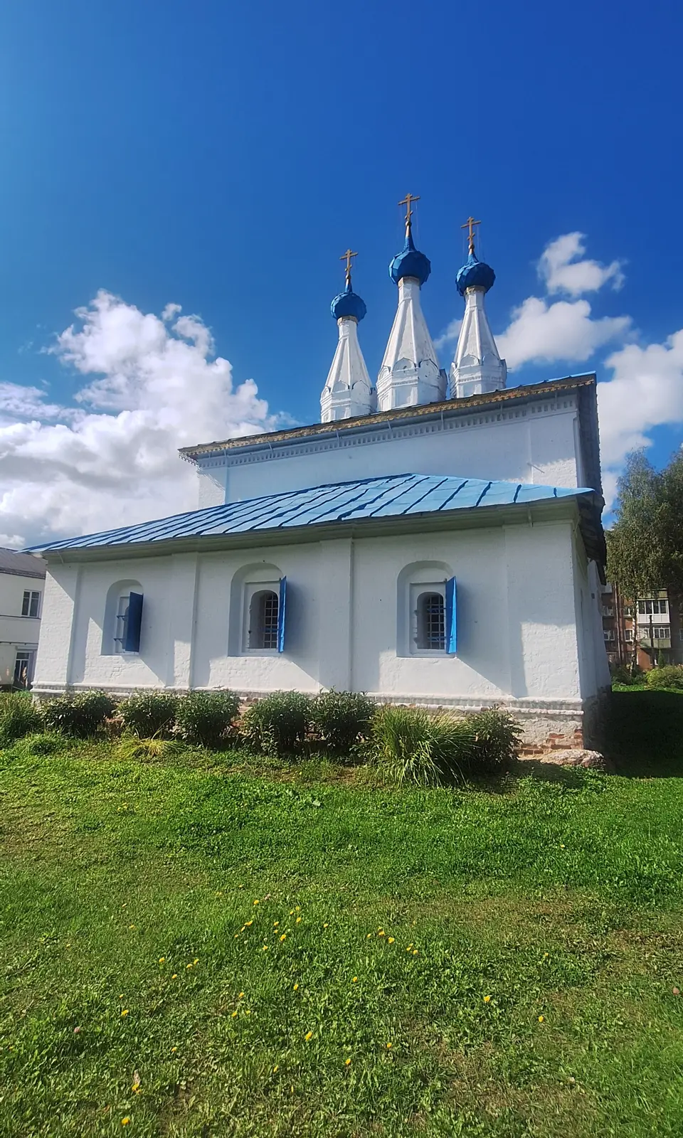 17 каменных сказов Ярославля и древнерусское узорочье