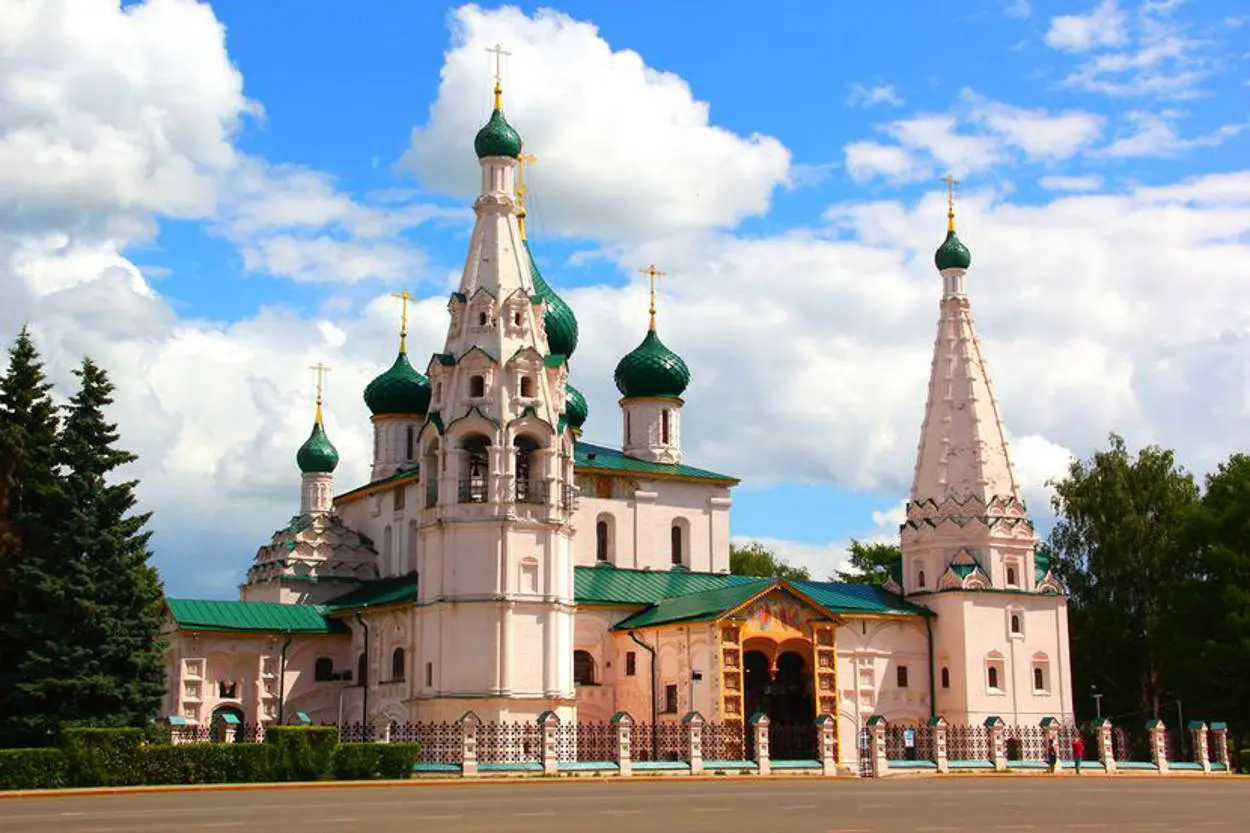 Ярославль: история, сладости и чай