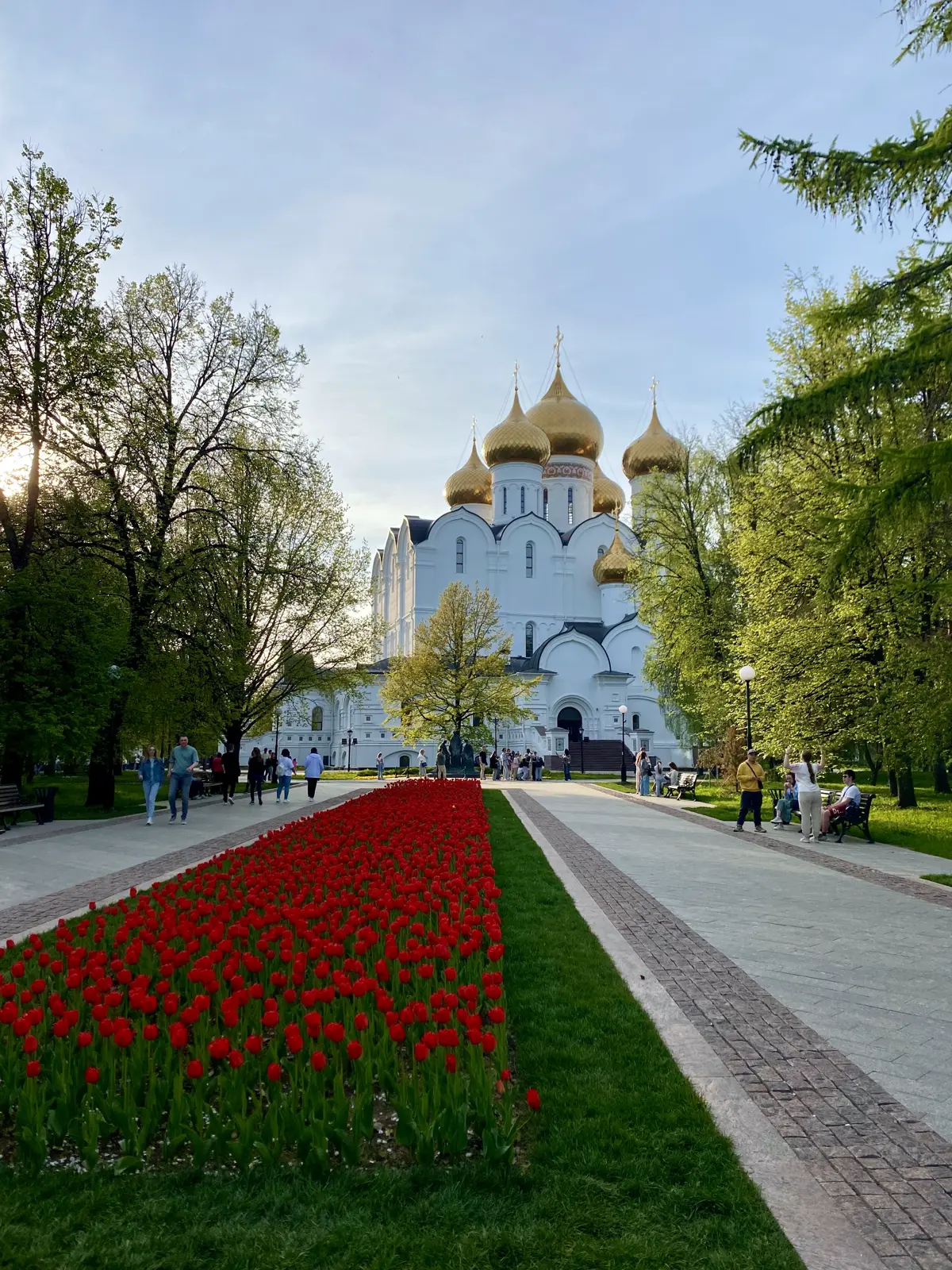 По Ярославлю пешком